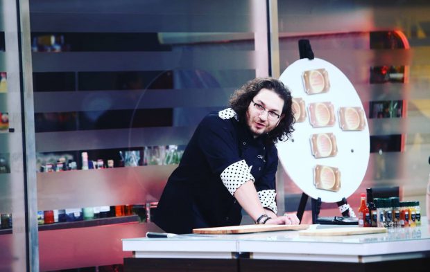 Totul despre Florin Dumitrescu, juratul de la „Chefi la cuțite” sezonul 9. Dedalii din viața bucătarului, despre care puțini știau