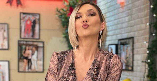 Adela Popescu, o nouă imagine cu sarcina. Cum arată acum. Vedeta va deveni mamă pentru a treia oară. „A crescut foarte mult burtica în ultimele două săptămâni”