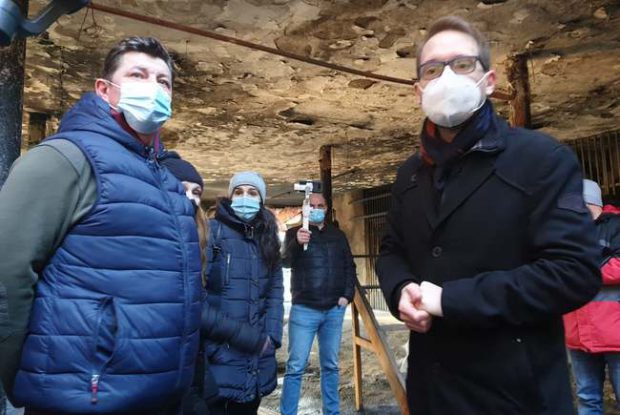 Primarul Timișoarei cere demiterea șefului piețelor, după ce o hală de flori a ars de la un scurtcircuit. Ioan Nasleu a fost acuzat în trecut de legături cu interlopii