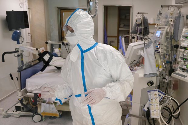 România a depășit 5.000 de noi cazuri de infectare în ultimele 24 de ore. Crește semnificativ și numărul de pacienți de la ATI