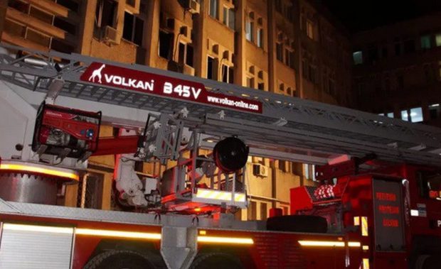 La o zi după tragedia din Constanța, ISU Dobrogea a trimis o autoscară pentru un incendiu în subsolul unui bloc. Cum explică ISU