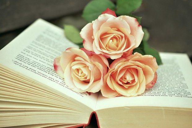 Top 10 cărți de dragoste pe care le poți oferi cadou de Valentine’s Day