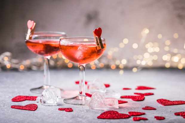 Cocktailuri de Valentine’s Day – rețete de băuturi de pregătit pentru Ziua Îndrăgostiților