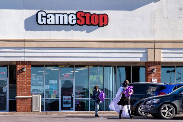 Afacerea GameStop va ajunge pe marile ecrane. Netflix și MGM se lansează în cursa ecranizării revoltei micilor investitori de pe Wall Street