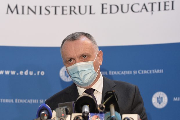 Ministrul educației: 15% dintre clădirile unităților școlare au autorizație de securitate la incendiu