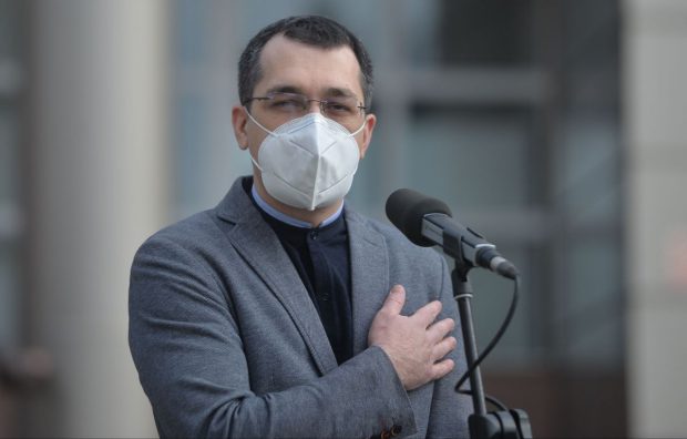 Vlad Voiculescu, chestionat despre redeschiderea școlilor pe 8 februarie: „Întrebați-mă altceva”