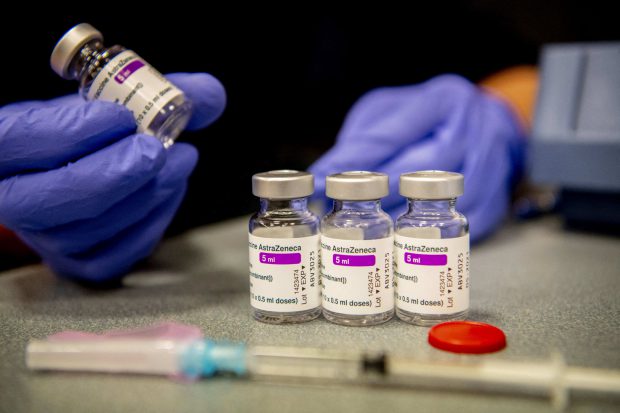 O nouă tranșă de vaccin AstraZeneca ajunge joi în România