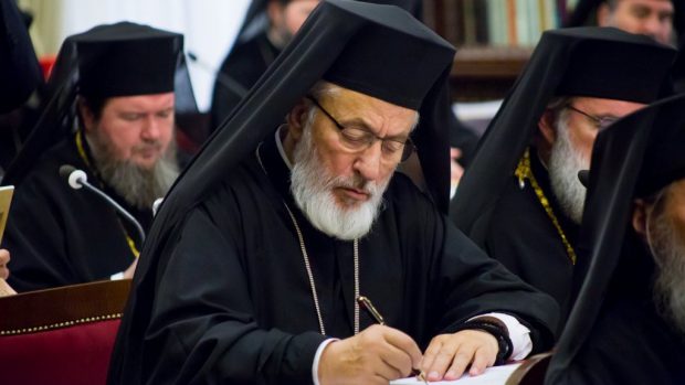 ÎPS Calinic le-a interzis preoților din Suceava să mai ceară bani pentru serviciile religioase