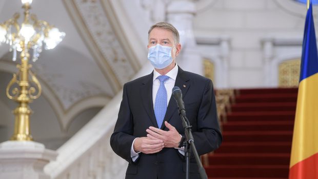 George Maior, ambasadorul României în SUA, rechemat în țară de Klaus Iohannis. Alte 22 de ambasadori schimbați