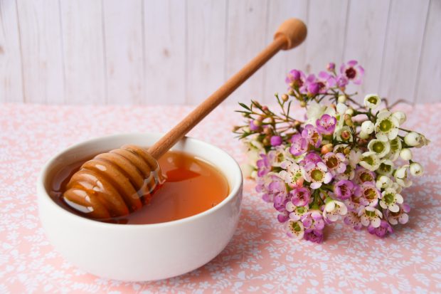 Ce este mierea de Manuka – ce beneficii și contraindicații are