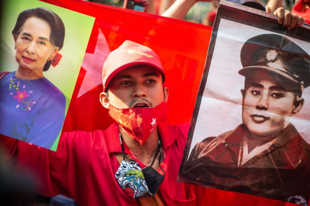 Junta militară care a înlăturat regimul democratic din Myanmar a blocat accesul la Facebook