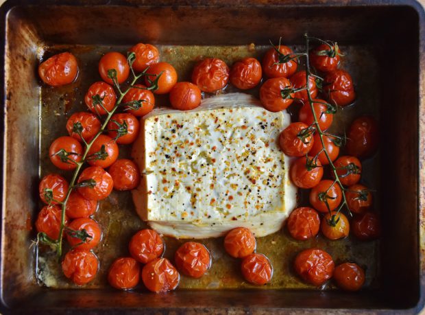 Paste cu roșii cherry și brânză feta – rețeta delicioasă care a devenit virală pe Tik Tok