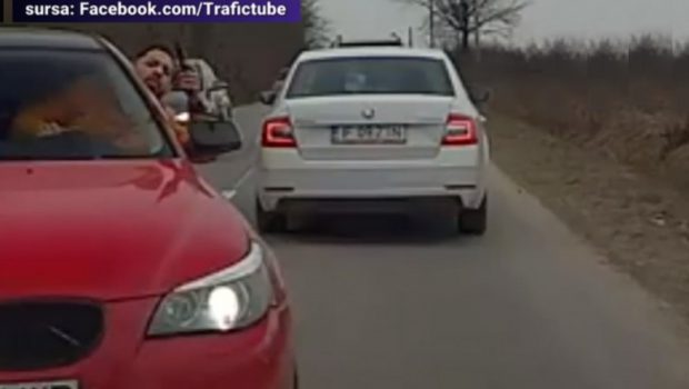 Șofer blocat în trafic și amenințat cu pistolul, în Dolj. La percheziții, arma nu a fost găsită