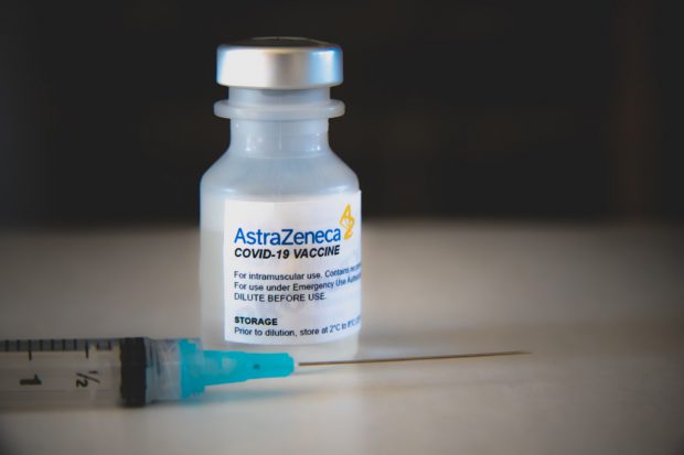 180 de cabinete deschise pentru vaccinarea cu AstraZeneca. Procesul începe pe 15 februarie