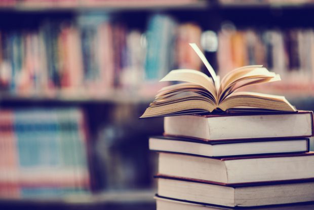 Tradiționalismul – definiția și trăsăturile curentului literar manifestat în perioada interbelică