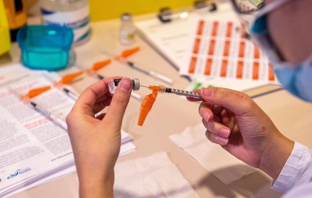 Valeriu Gheorghiță: România ar putea primi în aprilie vaccinuri anti-COVID de la Johnson & Johnson