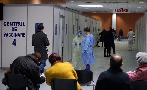 Peste 27.000 de oameni s-au vaccinat în ultimele 24 de ore. Numărul total al celor imunizați a depășit 610.000