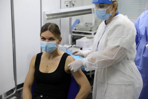 Simona Halep a putut alege vaccinul Pfizer pentru că doar acesta și Moderna „sunt aprobate de Agenția Mondială Anti-Doping”