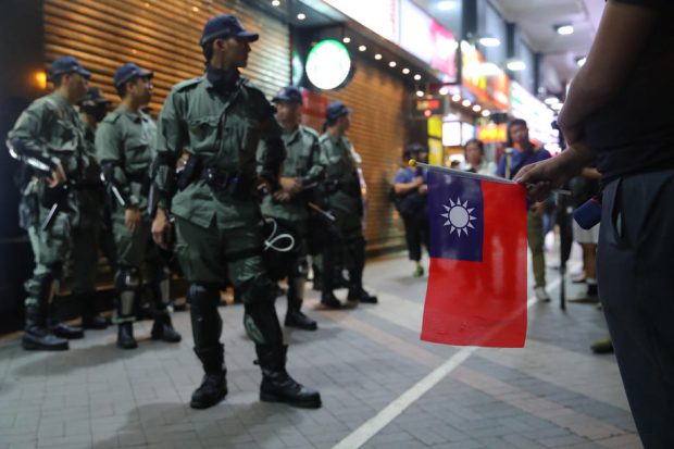 Un taiwanez răpit din greșeală de recuperatorii de bani a fost amendat pentru că a părăsit carantina. Ce a decis ulterior instanța