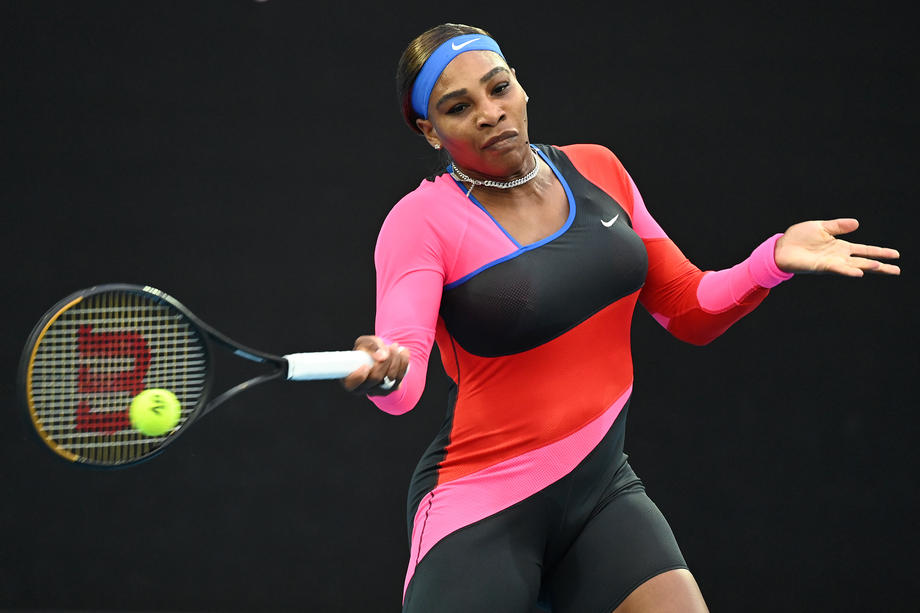 Simona Halep a fost învinsă de Serena Williams, în sferturile de finală de la Australian Open