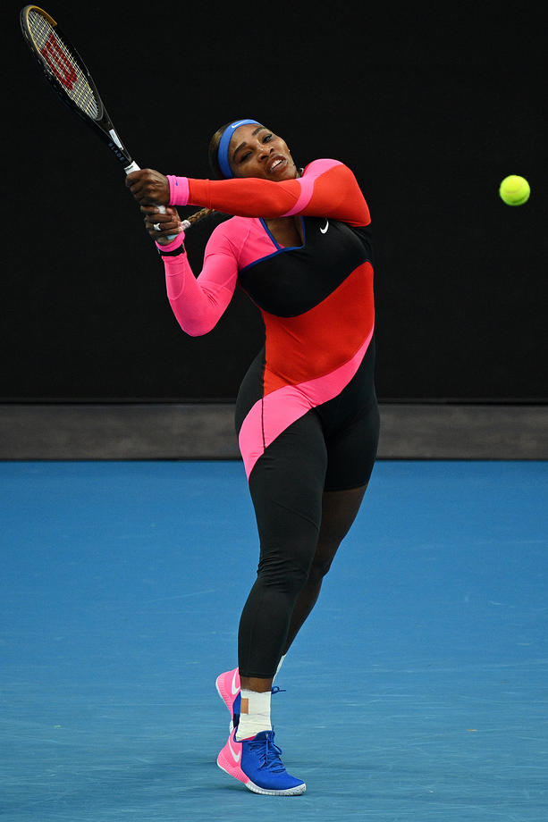 Simona Halep a fost învinsă de Serena Williams, în sferturile de finală de la Australian Open