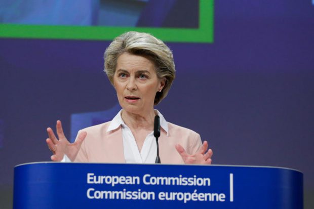 Ursula von der Leyen: „Aş face vaccinul AstraZeneca fără să mă gândesc de două ori”