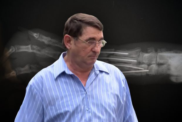 16 ani de coșmar. „Fiul nostru a rămas cu mâna strâmbă la intervenția medicului Dobrescu. După operație, ne-a făcut nota ca la restaurant”