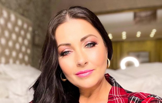 Imagine Stire Ce ținută a purtat Gabriela Cristea la prima apariție în cadrul emisiunii pe care o prezintă la Antena Stars. „Am emoții pentru că mă întorc după un an” | 2review.ro