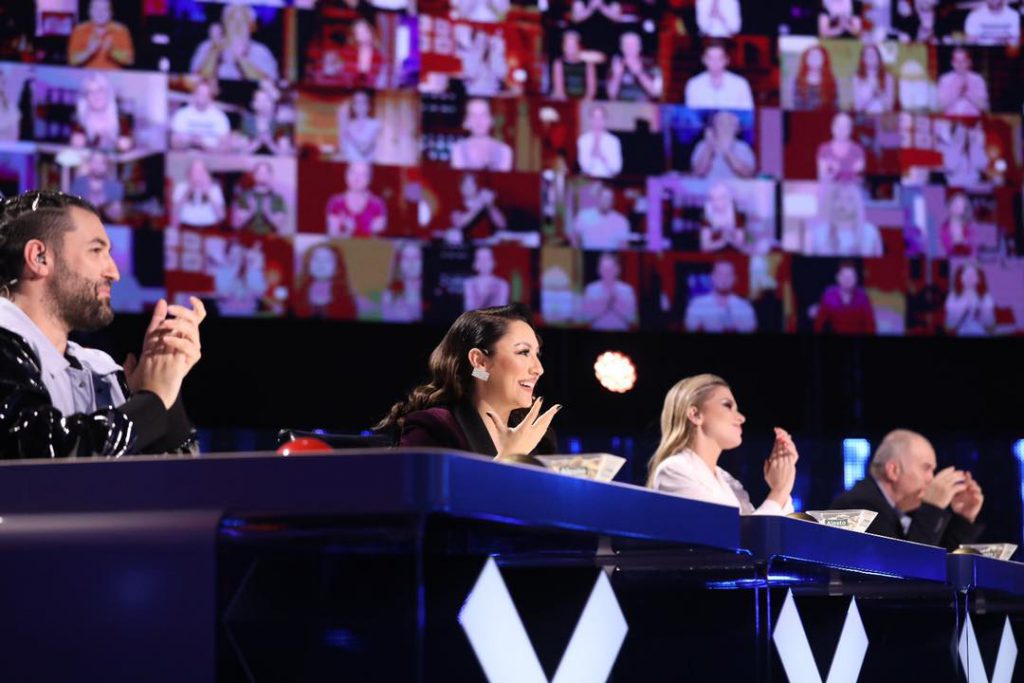 Vlad Ciobanu, în vârstă de 5 ani, a revenit pe scena „Românii au talent”, după ce anul trecut a câștigat premiul pentru originalitate. Reacția Alexandrei Dinu