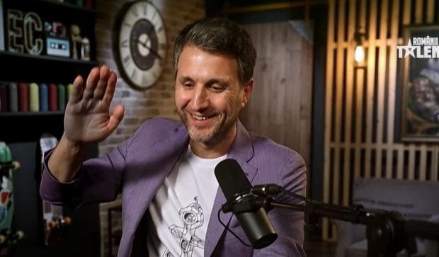 Imagine Stire Sezonul 11 „Românii au talent”. Andi Moisescu a acordat primul buton auriu din acest sezon, pentru patru tineri. „Nu am văzut nimic la nivelul ăsta” | 2review.ro