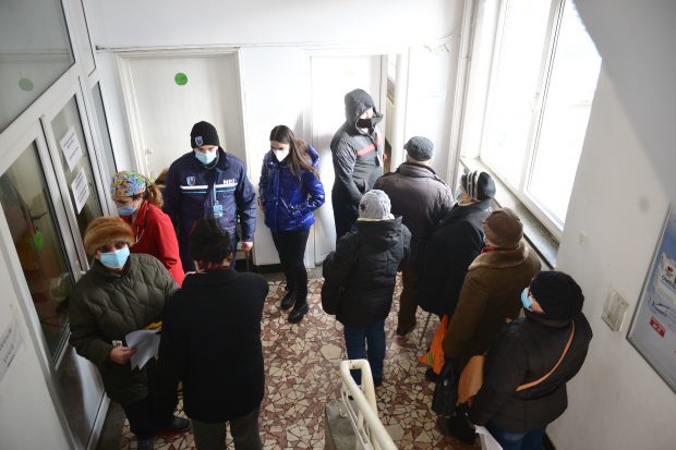 Timiș are o rată de infectare de peste 5 la mie, iar Bucureștiul a raportat cele mai multe cazuri noi. Situația pe județe