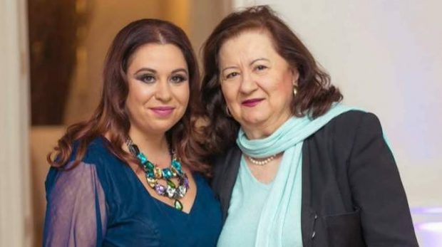 Imagine Stire Oana Roman a vorbit despre starea de sănătate a mamei sale. „Nu-și poate mișca o mână, nu se poate îmbrăca singură” | 2review.ro