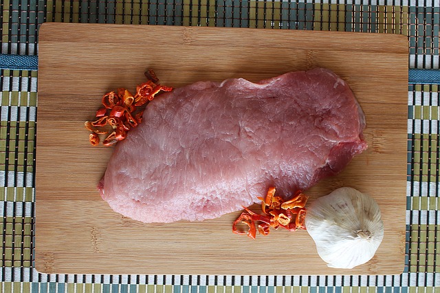 stufat de porc - crne de porc, paste, gatit, ingrediente