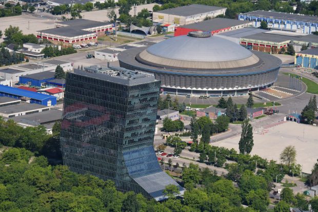 Legea Romexpo a trecut de Senat. USR: „PNL-PSD-UDMR au votat pentru un tun imobiliar de 500.000.000 de euro”