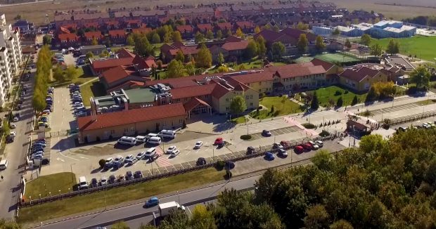 Alertă falsă cu bombă la Școala Americană din București