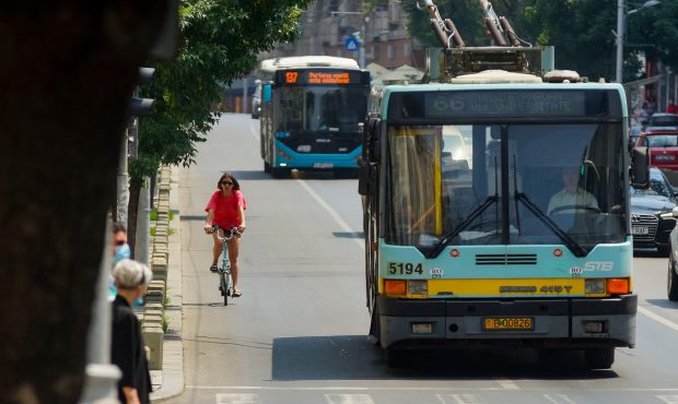 Ministrul mediului: Oamenii care merg cu autobuzul sau tramvaiul nu sunt săraci, ci responsabili