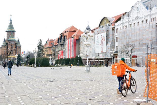 Timișoara iese din carantină. Autoritățile locale n-au votat prelungirea restricțiilor, în ciuda creșterii ratei de infectare