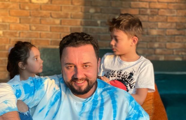 Imagine Stire Cătălin Măruță, fără cuvinte în fața farsei făcute de fiica lui. Eva a apărut plină de sânge și totul a devenit public | 2review.ro
