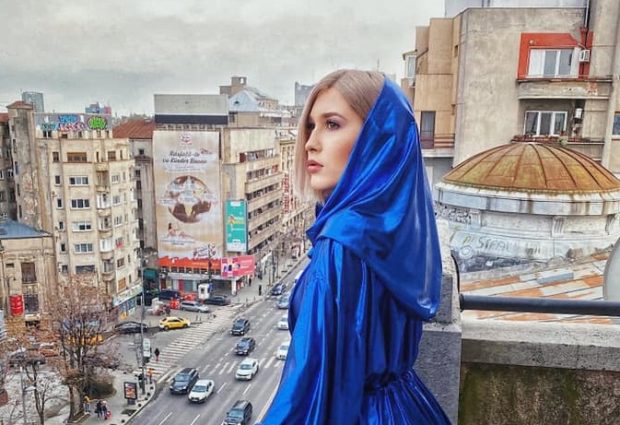 Imagine Stire Adda a slăbit mult din cauza problemelor de sănătate. Cum arată abdomenul artistei acum | 2review.ro