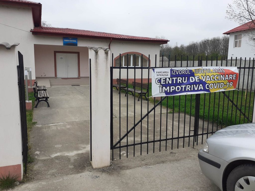 REPORTAJ. În satul lui Valeriu Gheorghiță, oamenii se mândresc cu „Vali”, dar se lasă așteptați la vaccinare