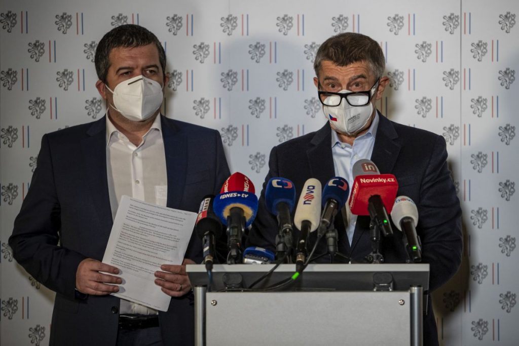 Veriga rusească: ce legătură există între explozia unui depozit de muniții din Cehia și otrăvirea fostului spion Serghei Skripal