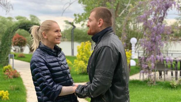 Imagine Stire Primele declarații făcute de soția lui Cătălin Moroșanu, după accidentarea acestuia, de la „Survivor România” | 2review.ro