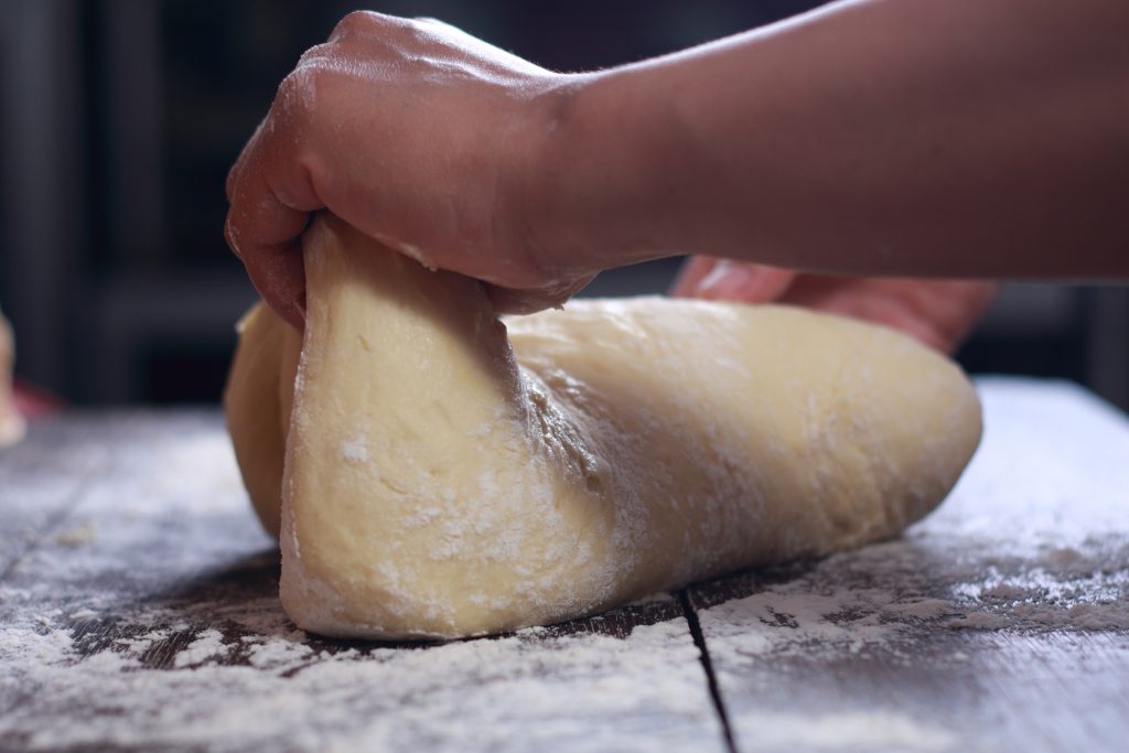 Frământarea cozonacilor