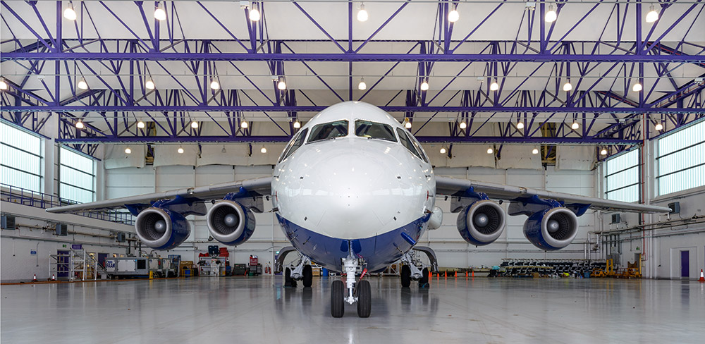 Laboratorul zburător. Un avion analizează poluarea și schimbările climatice din Europa zburând la 15 metri deasupra Oceanului