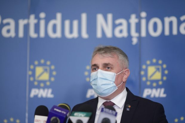 Lucian Bode, prima reacție după agresarea celor care documenatau defrișările de lemn din Moldova: „Regretabil şi de neacceptat”