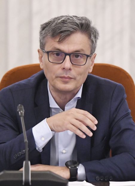 Virgil Popescu, despre suspendarea lui Klaus Iohannis: Le-am cerut colegilor să îi excludem din partid pe parlamentarii PNL care semnează