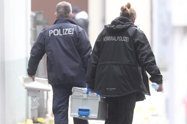 Un angajat la o benzinărie din Germania, împușcat mortal de un client, după ce i-a cerut să poarte mască