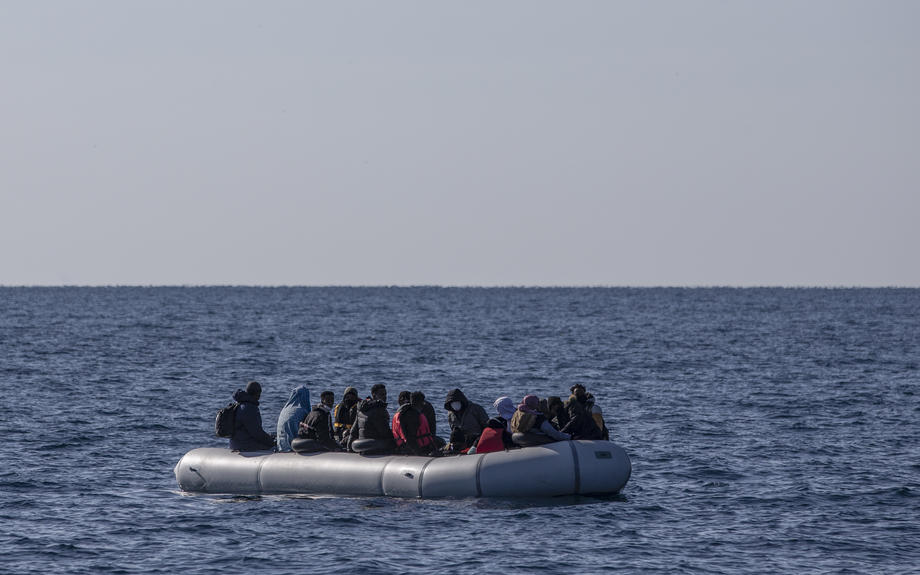 O Ambarcațiune Cu 130 De Persoane S-a Răsturnat în Marea Mediterană. Nu A Fost Găsit Nici Un Supraviețuitor - Vimarsana News