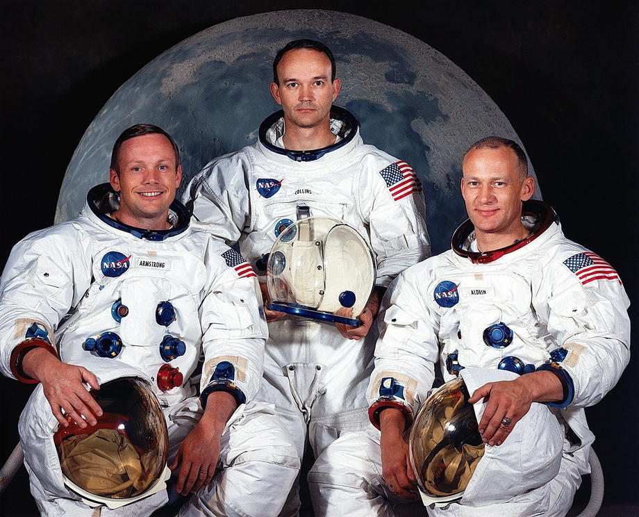 Astronautul Michael Collins, care a participat la misiunea Apollo 11, a murit