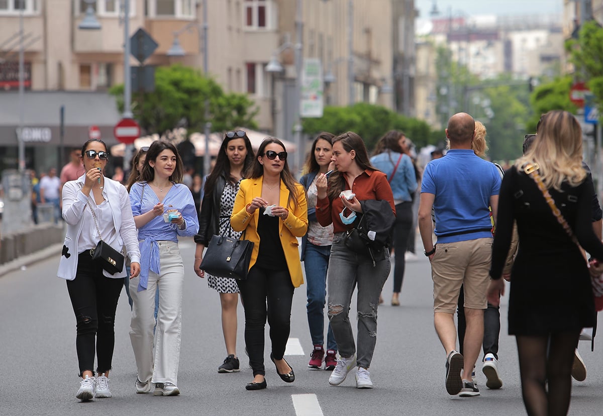 În Timp Ce PIB-ul A Crescut Cu 40%, Din 2014 Speranța De Viață Aproape A Stagnat în România. Întrebările Unui Specialist - Vimarsana News
